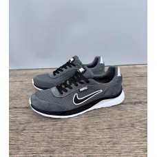 Чоловічі кросівки Nike
