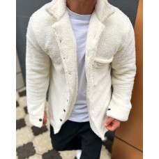 Тепла світла куртка-сорочка білого кольору