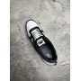 Круті чоловічі шкіряні кросівки білі демісезонні з чорними вставками