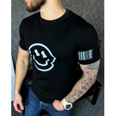 Легкая однотонная мужская черная футболка с рисунком "Смайл"