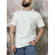 Літня класична чоловіча футболка на кожен день біла / Стильні футболки чоловічі брендові